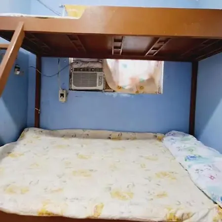 Peach Haven Colon Apartment